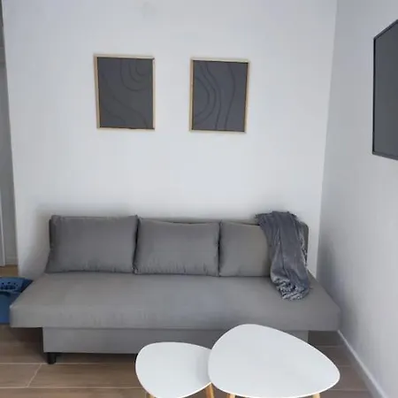 Alegre Apto. En Casco Historico Appartement Marbellac