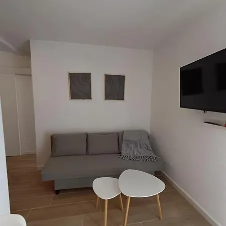 Alegre Apto. En Casco Historico